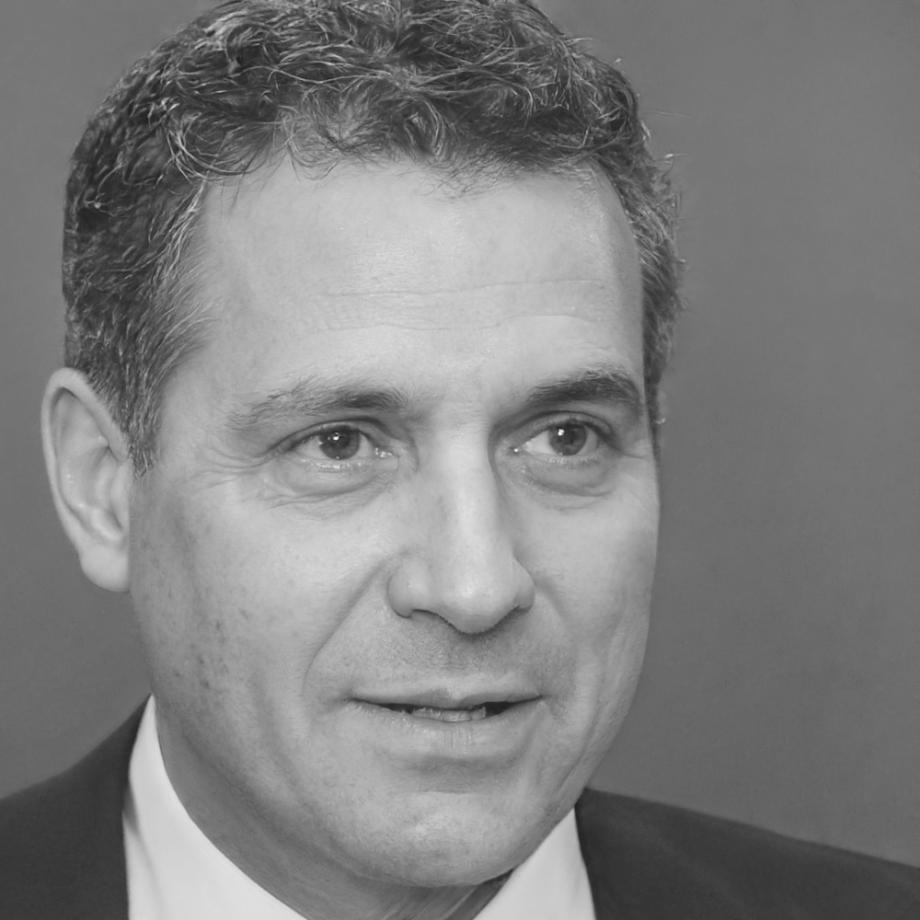 Carlos Mendoza, Director de Inversiones
